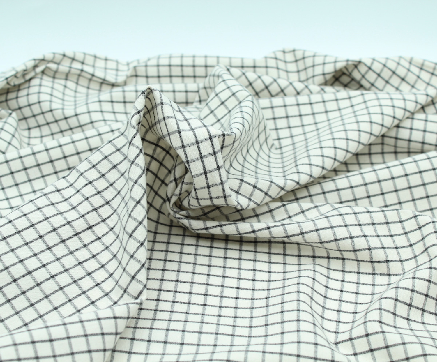 Coton popeline chiné écru carreaux