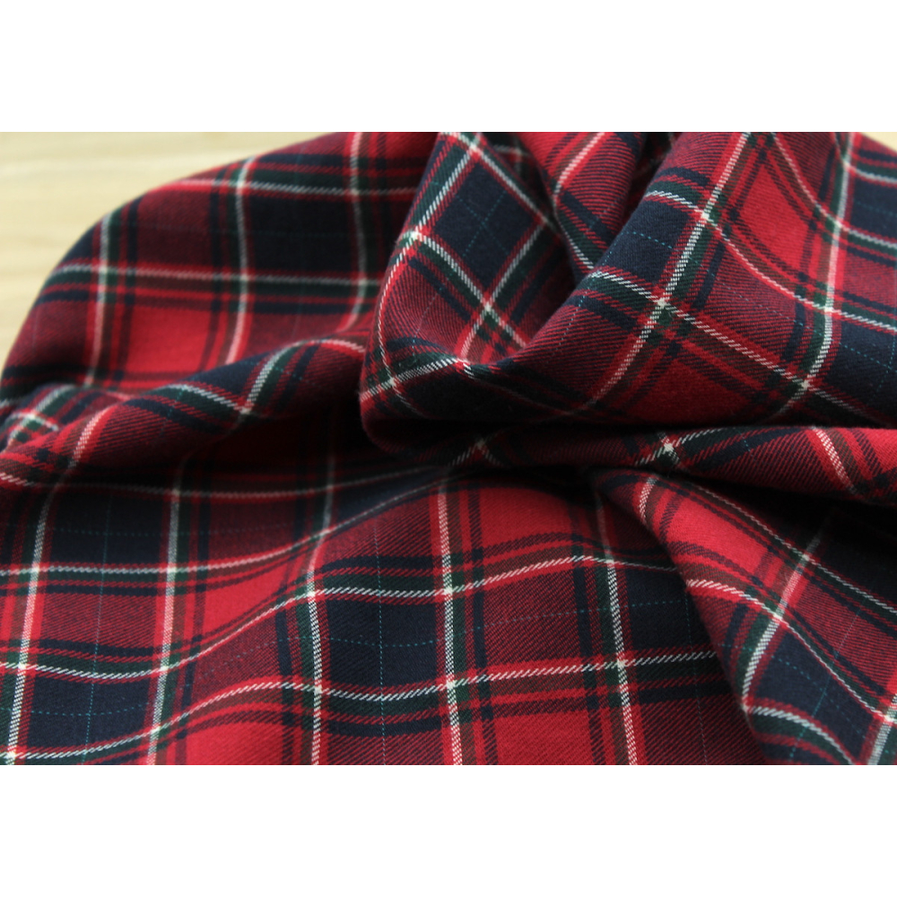 Tissu sergé de coton gratté organique imprimé tartan