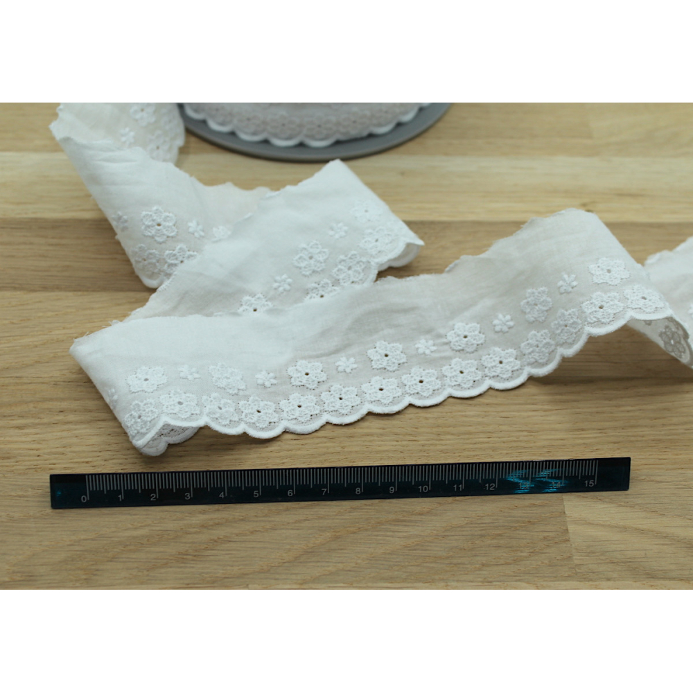 Galon coton broderie anglaise brodé 47mm x 1m blanc
