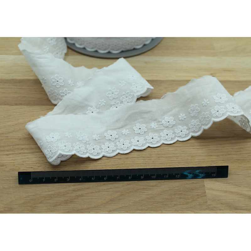 Galon coton broderie anglaise brodé 47mm x 1m blanc