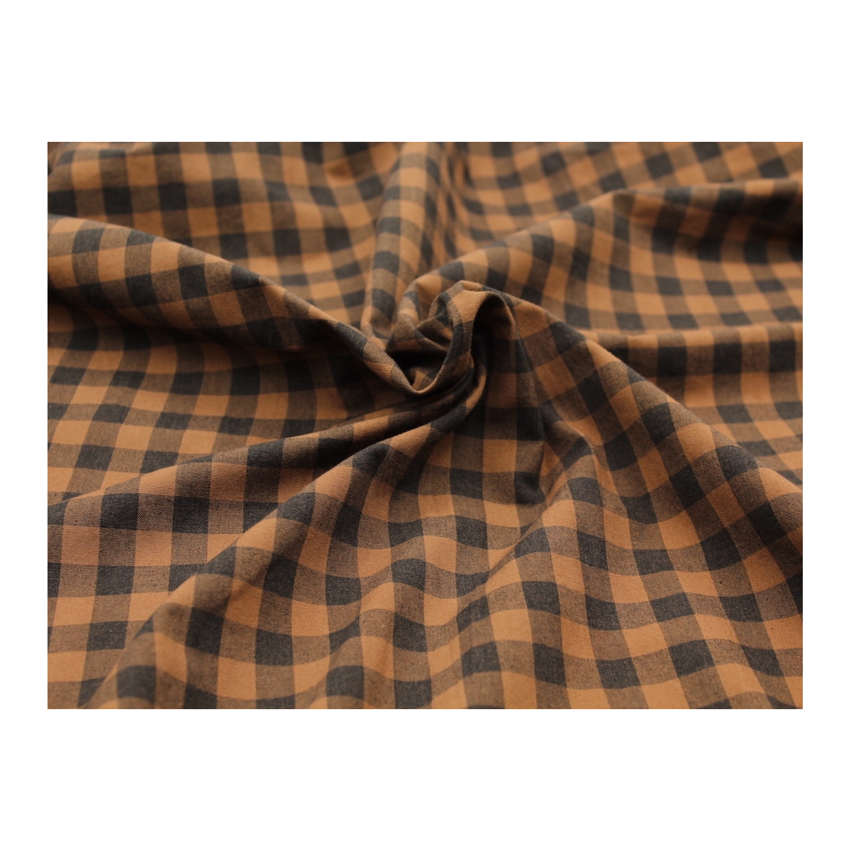 Coton vichy chiné noisette carreaux 10mm Coton vichy chiné noisette carreaux 10mm