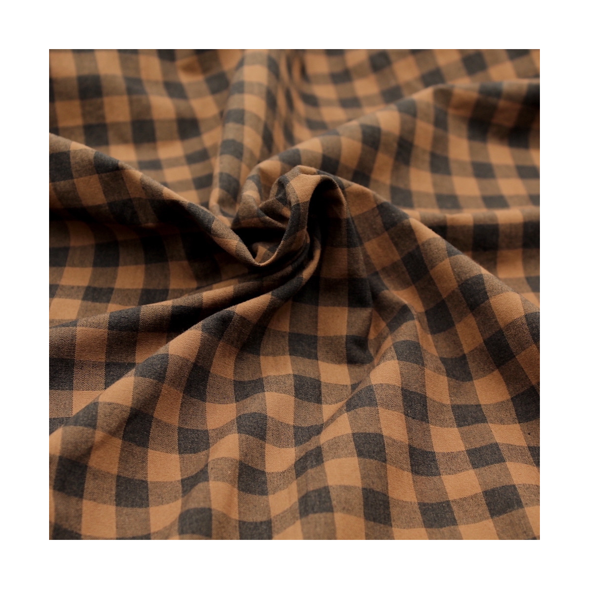 Coton vichy chiné noisette carreaux 10mm Coton vichy chiné noisette carreaux 10mm