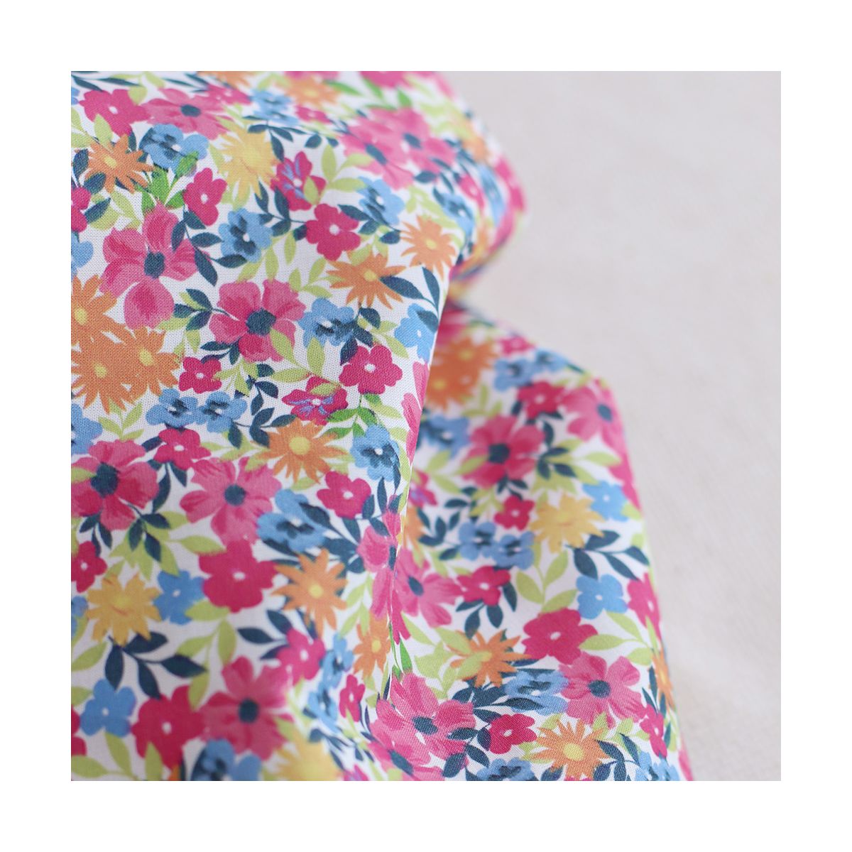 copy of Suzy - Batiste de coton douce à imprimé fleuri bleu