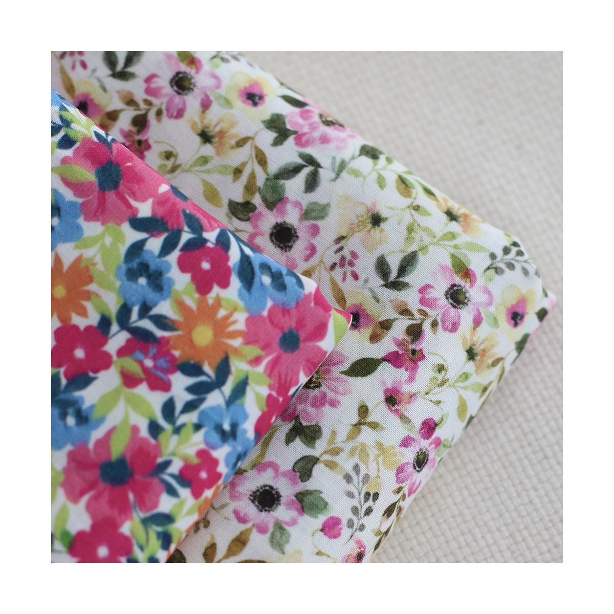 copy of Suzy - Batiste de coton douce à imprimé fleuri bleu