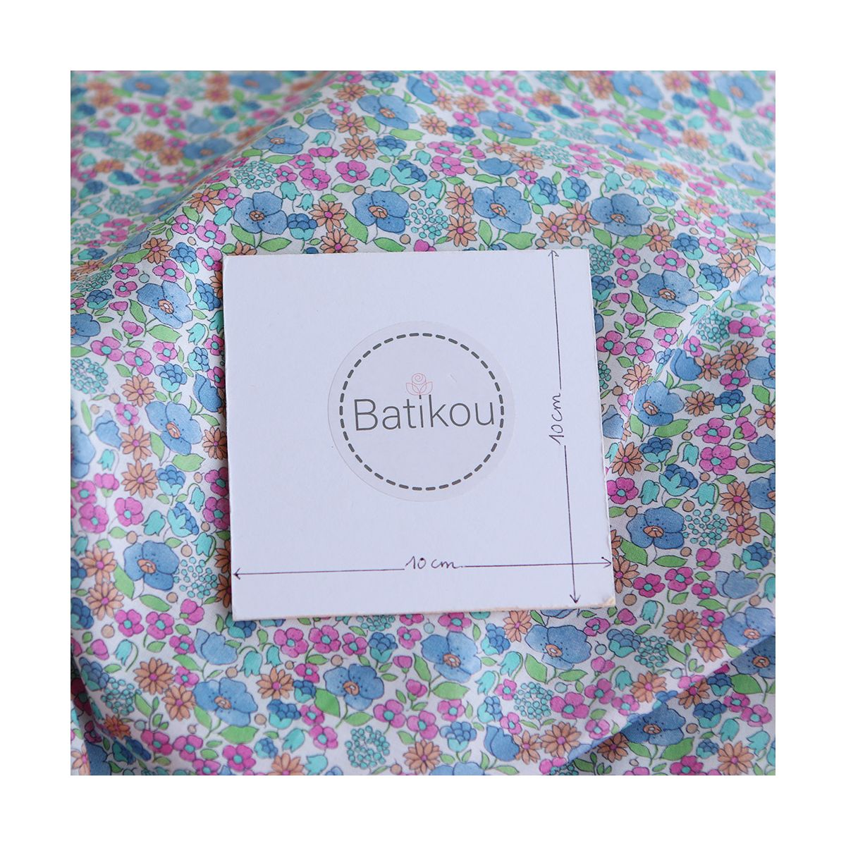 Maelle - Batiste de coton douce à imprimé fleuri bleu