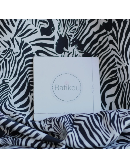 Zebra - Viscose imprimé fleuri graphique zèbres noir et blanc