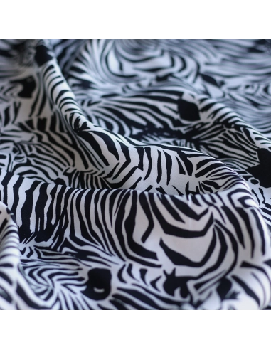 Zebra - Viscose imprimé fleuri graphique zèbres noir et blanc