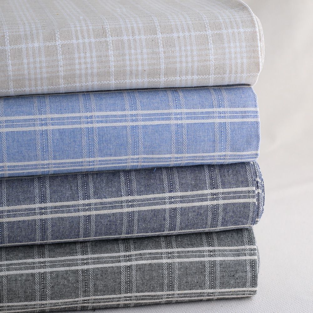 Tissu coton et viscose texturé quadrillage blanc et noir