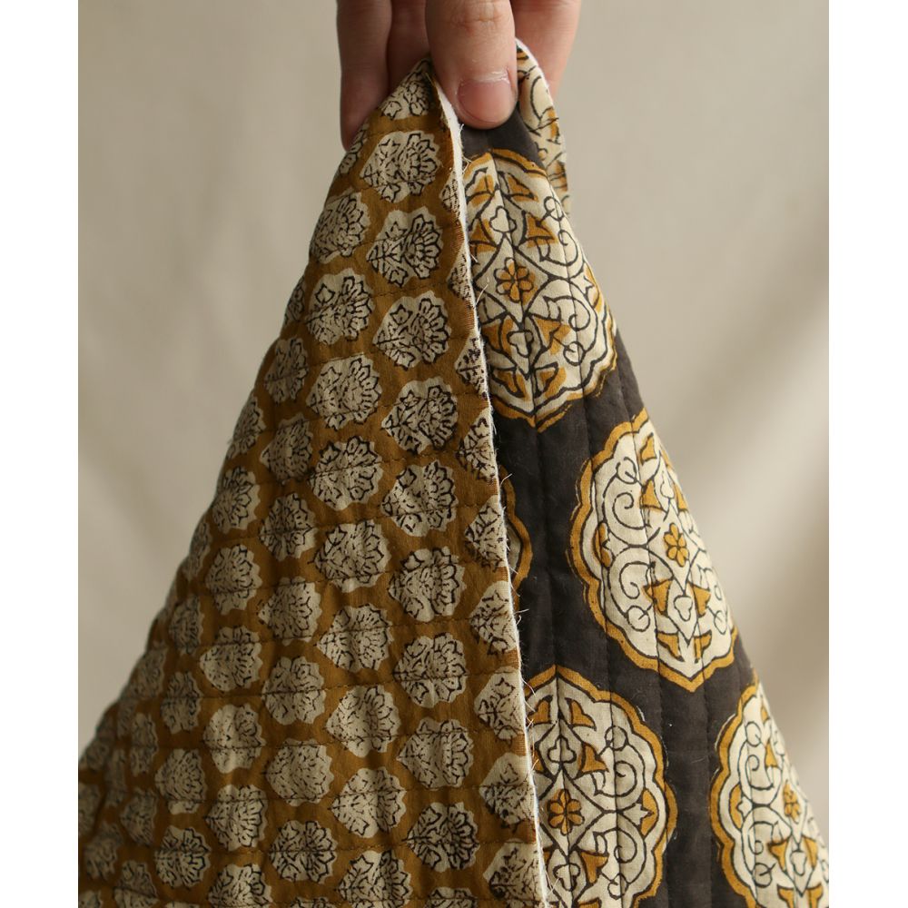 Rani & Pallavi - Tissu indien matelassé double face coton hand block teal largeur 100cm