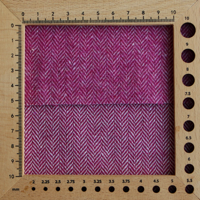 Tissu laine coton viscose chevrons couture luxe manteau chaud framboise