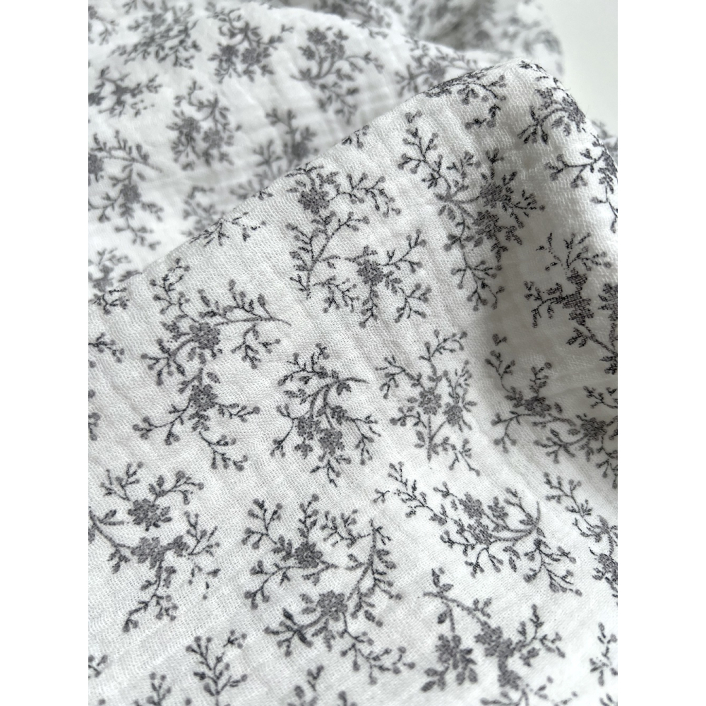 Meriem - Double gaze de coton BIO exclusif blanc à motifs fleuris gris Tissus issus de l'agriculture biologique  - 5
