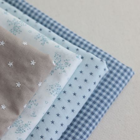Frou-frou / Batiste de coton imprimé petites étoiles bleu gris