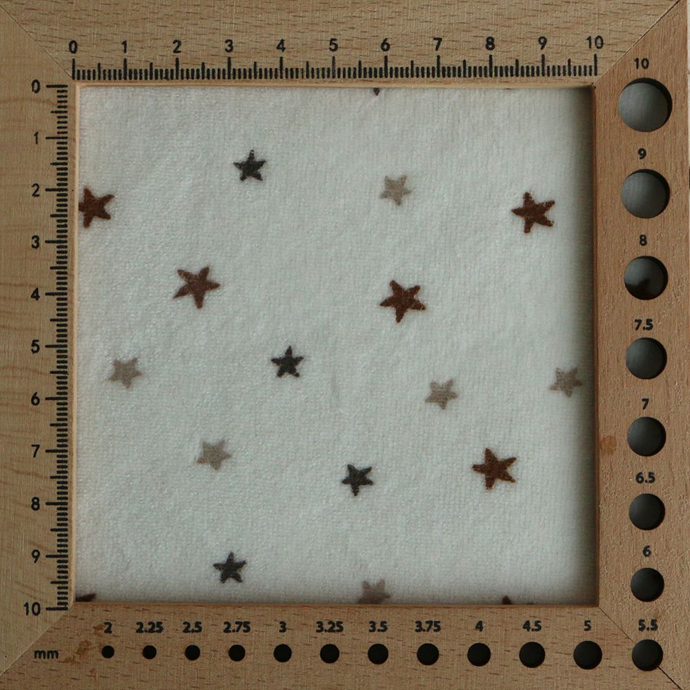 Stars - Velours de coton Nicky fond blanc lait motif étoiles marron