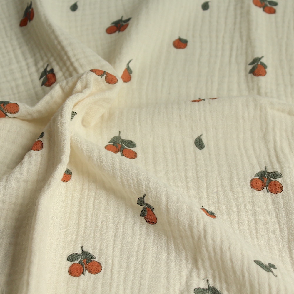 Double gaze de coton BIO écru motif exclusif oranges Tissus issus de l'agriculture biologique  - 1