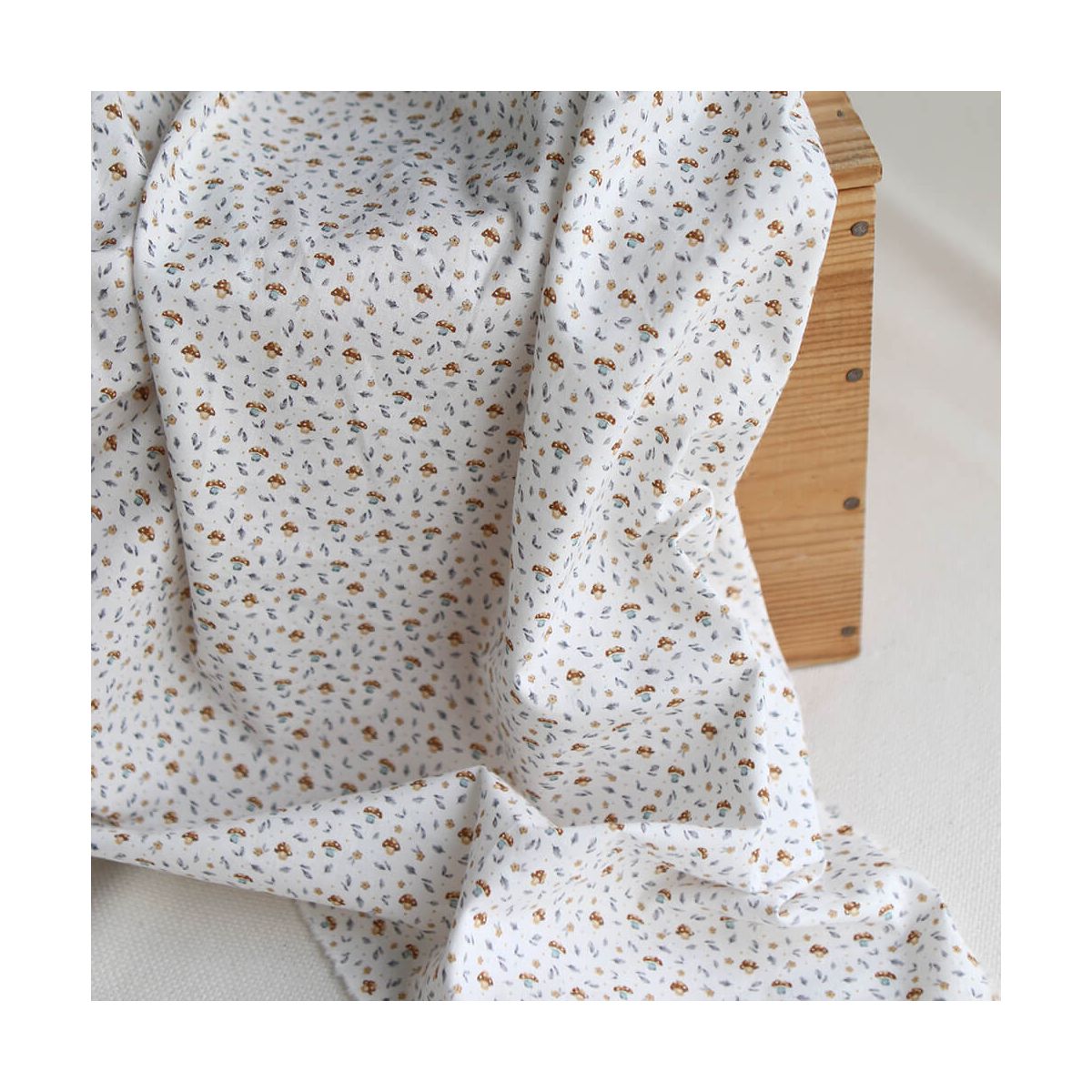 Amanite - Popeline de coton BIO imprimé champignon bleu gris et marron