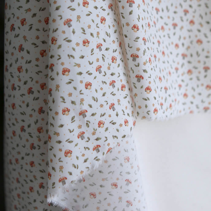 Amanite - Popeline de coton BIO imprimé champignon rouge orangé et vert