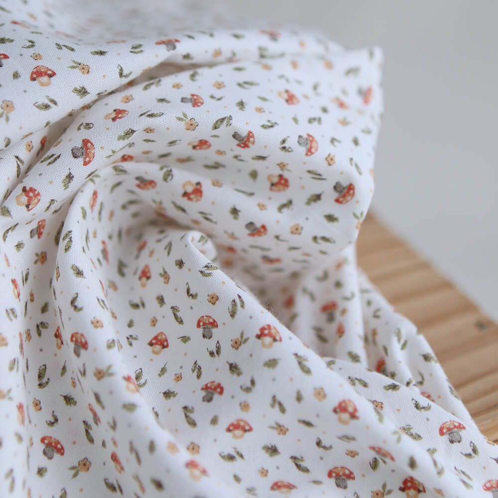 Amanite - Popeline de coton BIO imprimé champignon rouge orangé et vert