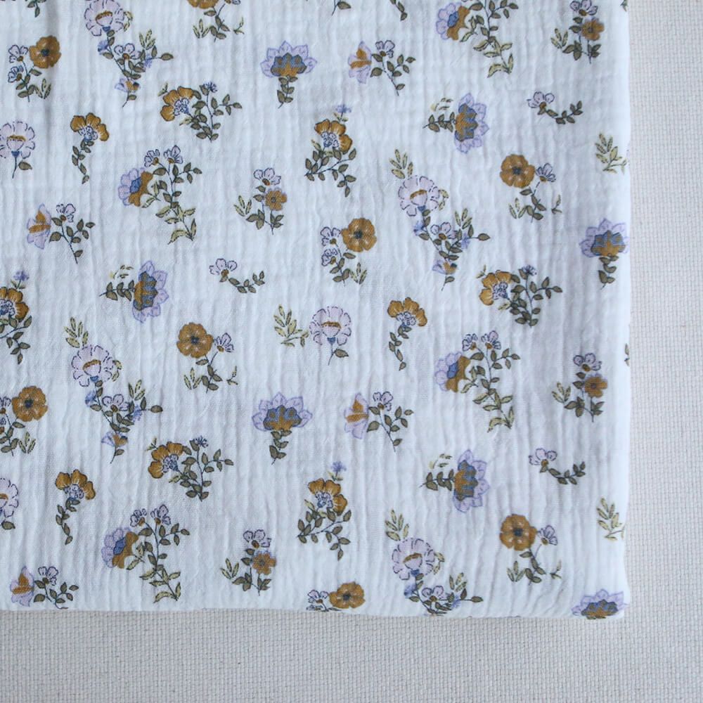 Azélie - Double gaze de coton motif fleuri parme moutarde et vert