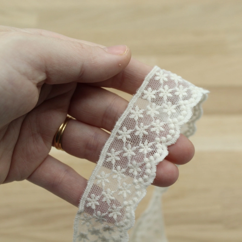 Galon tulle souple broderie coton brodé 30mm x 1m