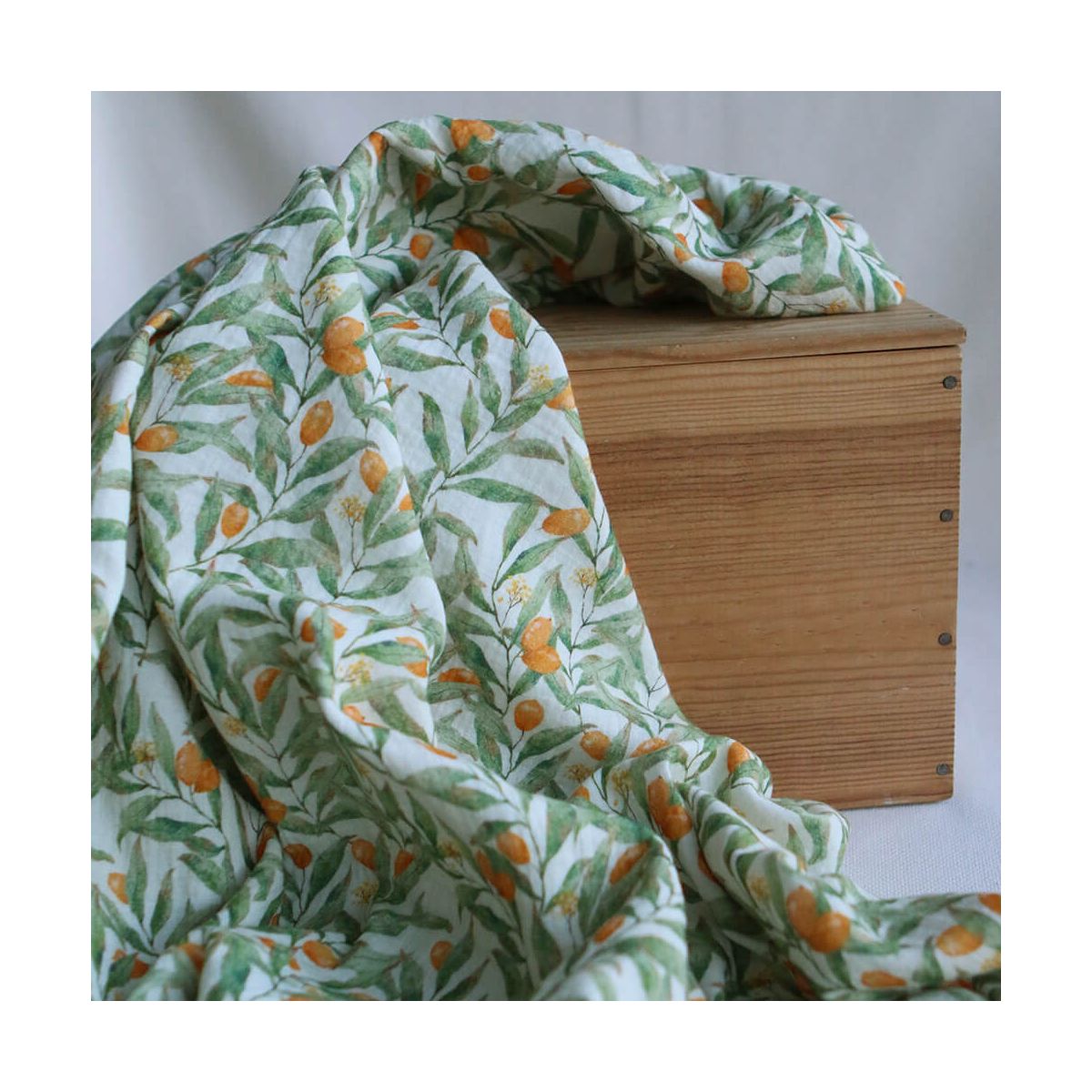 Zestine - Double gaze de coton motif feuillage et agrumes