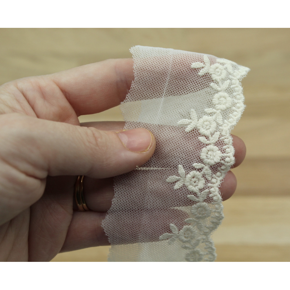 Galon tulle souple broderie coton brodé 50mm x 1m