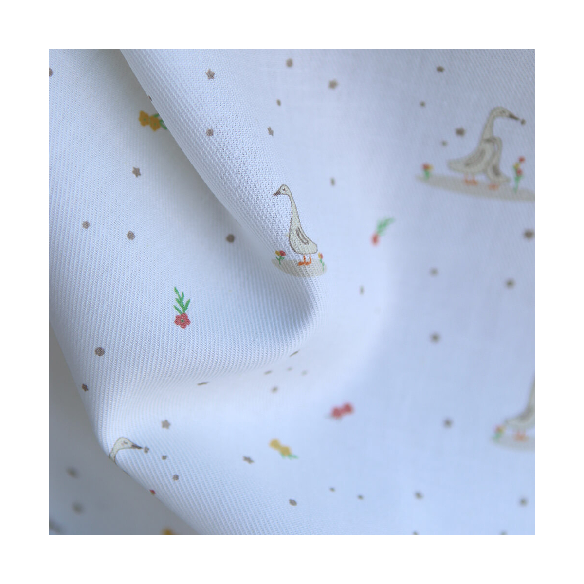 Tissu twill sergé coton organique imprimé oies couture mètre gris