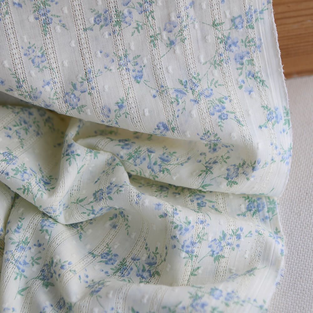 Blandine - Broderie anglaise plumetis coton texturé imprimé fleuri