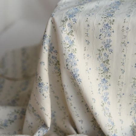 Camille - Tissu coton jacquard fleuri