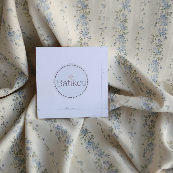 Camille - Tissu coton jacquard fleuri