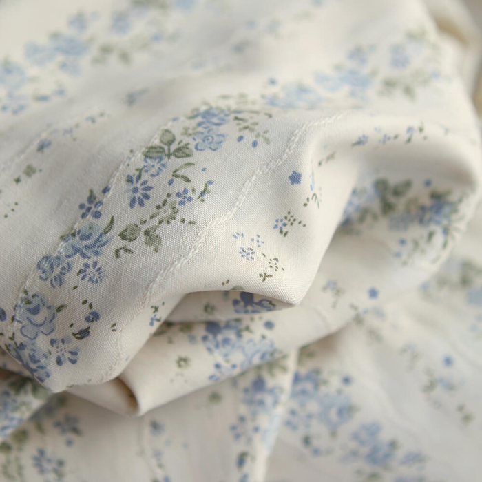Camille - Tissu coton jacquard fleuri