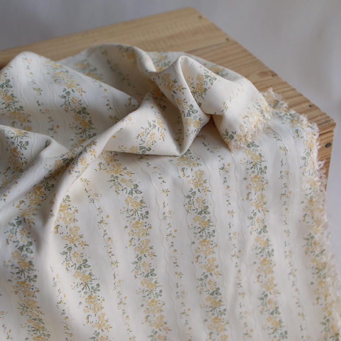 copy ofCamille - Tissu coton jacquard fleuri bleu