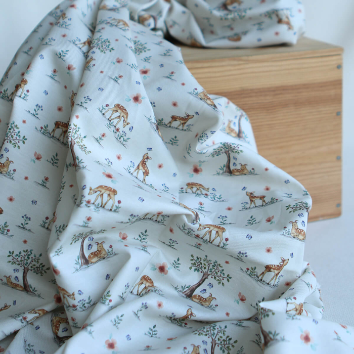 Bambi - Tissu sergé / twill de coton organique imprimé faons