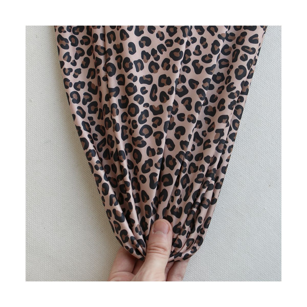 Lea - Tissu Lycra (maillot de bain) UPF50 exclusif graou fond nude