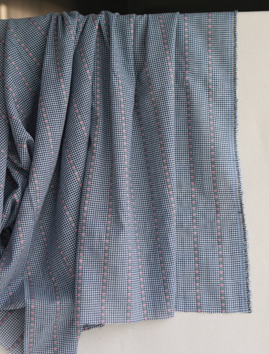 Rosanna - Tissu coton vichy jacquard avec petites fleurs roses