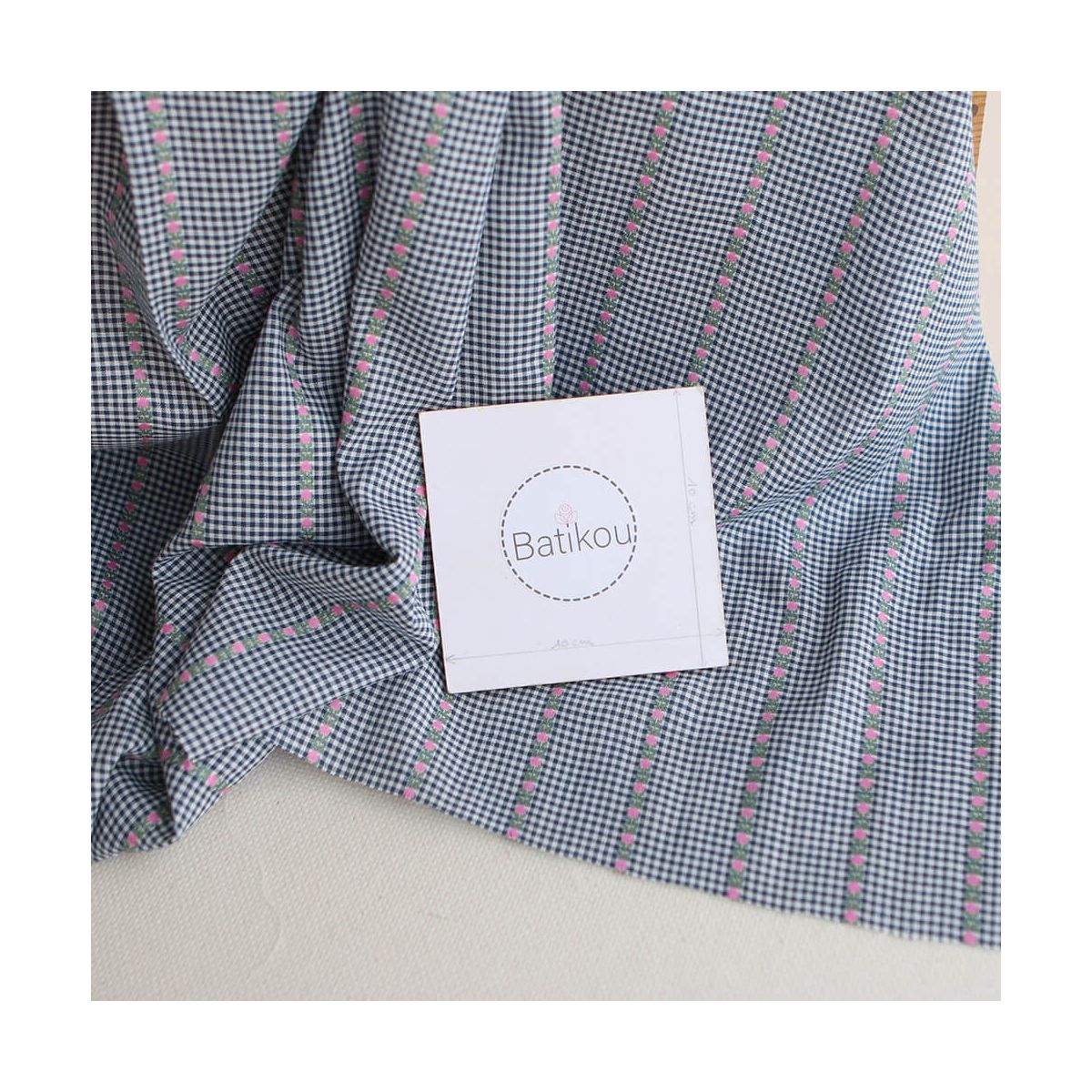 Rosanna - Tissu coton vichy jacquard avec petites fleurs roses