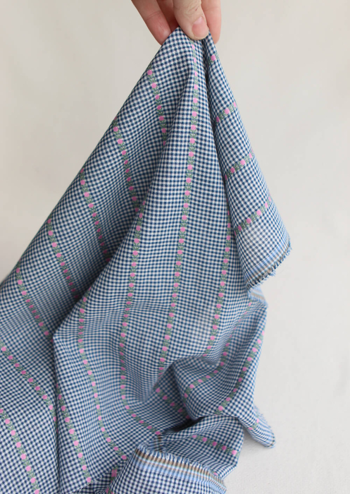 Rosanna - Tissu coton vichy jacquard avec petites fleurs roses