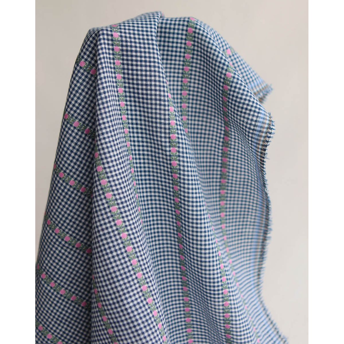 Rosanna - Tissu coton vichy jacquard avec petites fleurs roses