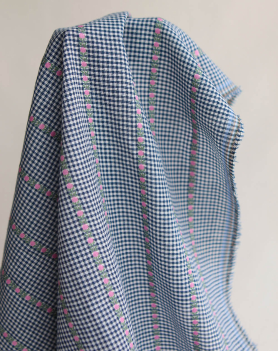 Rosanna - Tissu coton vichy jacquard avec petites fleurs roses