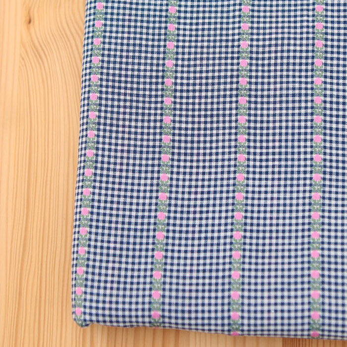 Rosanna - Tissu coton vichy jacquard avec petites fleurs roses