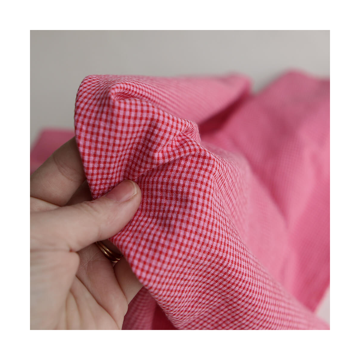 Seersucker / Coton gaufré mini vichy 3mm fraise framboise