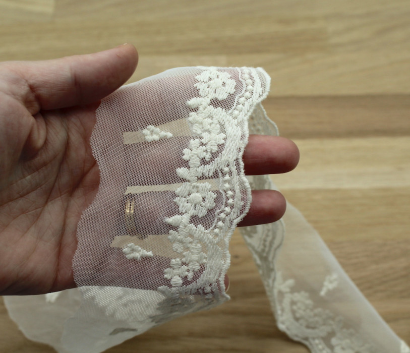 Galon tulle souple broderie coton brodé 70mm x 1m