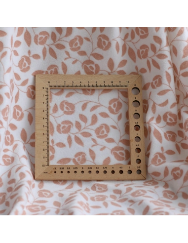 Velours de coton Nicky fond blanc lait motif argile rose