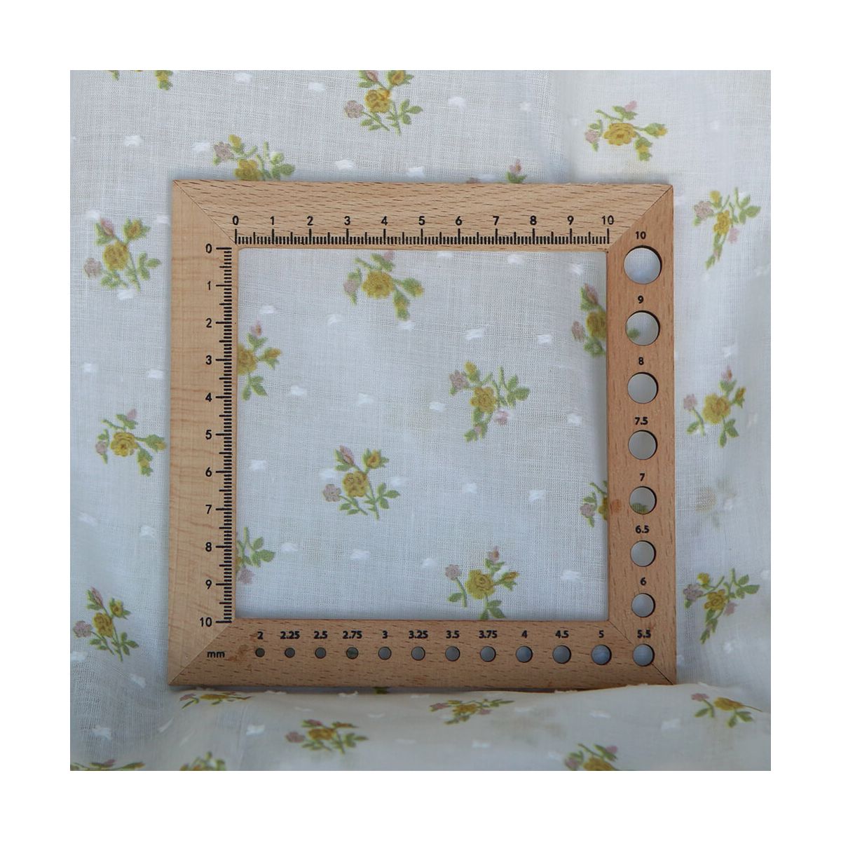 Céline - Plumetis de coton imprimé fleuri vert et ocre