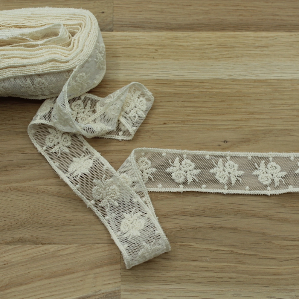 Galon tulle souple broderie coton brodé 30mm x 1m