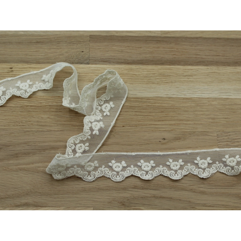 Galon tulle souple broderie coton brodé 30mm x 1m