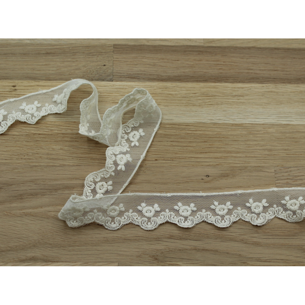 Galon tulle souple broderie coton brodé 30mm x 1m