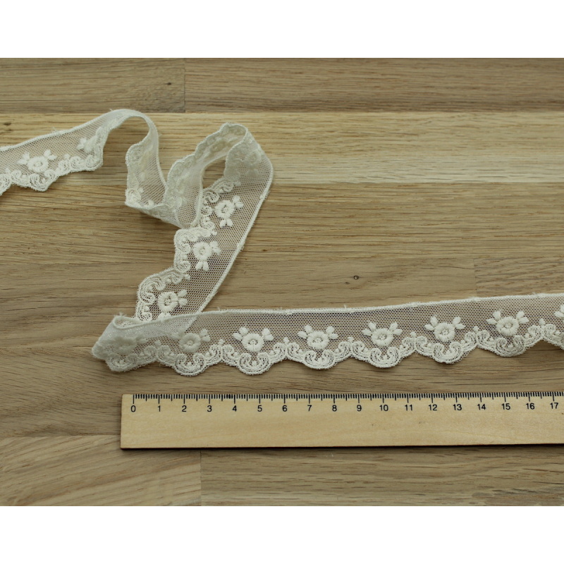 Galon tulle souple broderie coton brodé 30mm x 1m