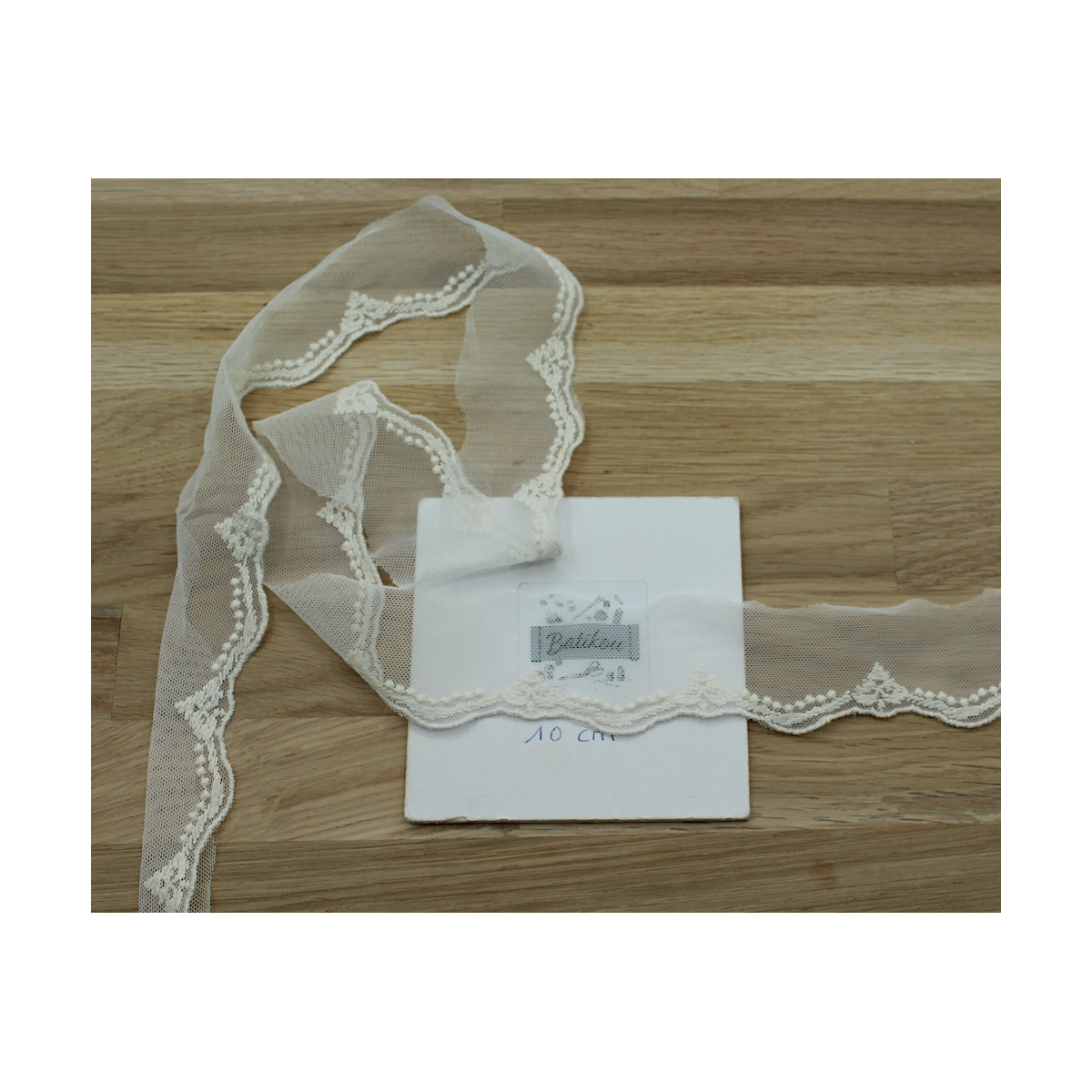 Galon tulle souple broderie coton brodé 40mm x 1m Galon tulle souple broderie coton brodé 40mm x 1m