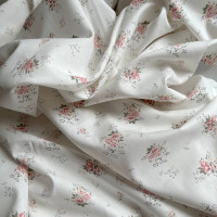 Tissu batiste coton douce imprimé fleuri ROMANCE vintage romantique Batikou