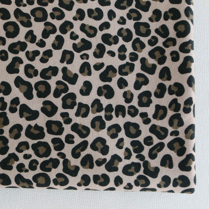 Lea - Tissu sweat exclusif graou noir et châtaigne fond beige poudré